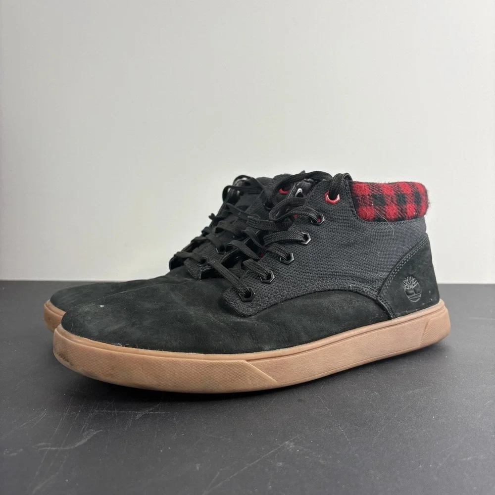 Timberland Groveton Chukka Boots Mens Size 9 Black Plaid Collar Gum Sole Shoes